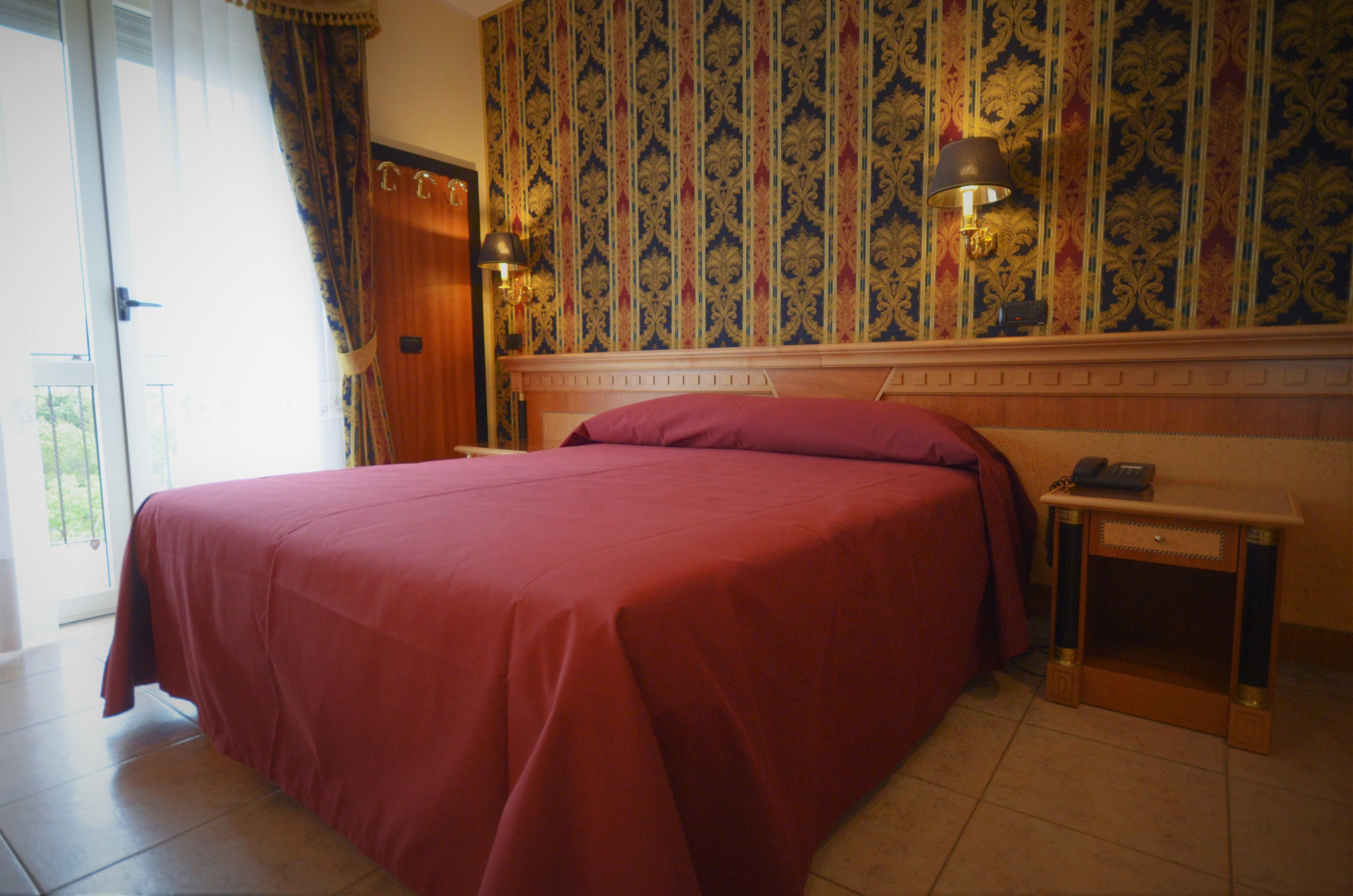 San Giovanni Rotondo Palace - Alihotels Εξωτερικό φωτογραφία
