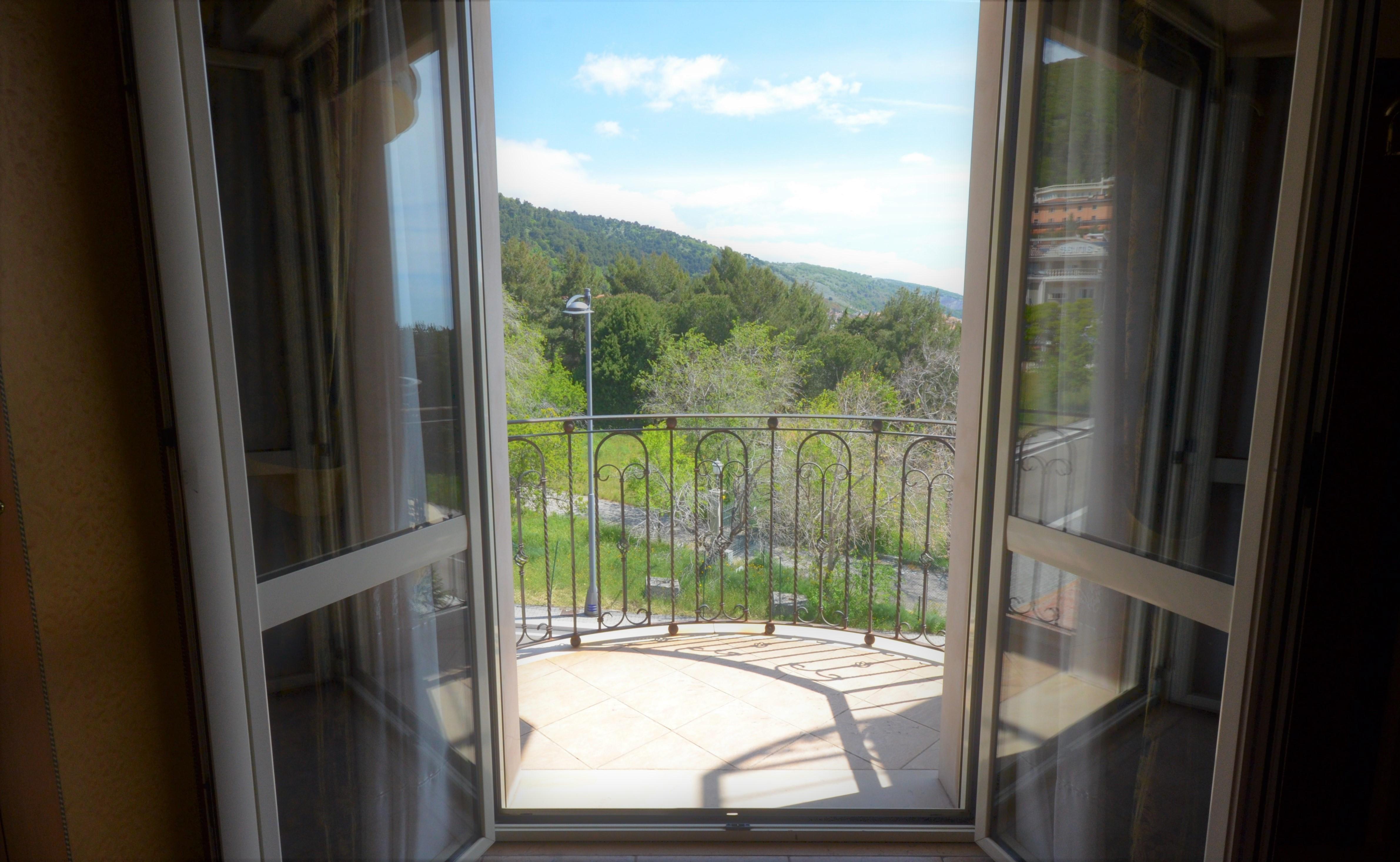 San Giovanni Rotondo Palace - Alihotels Εξωτερικό φωτογραφία