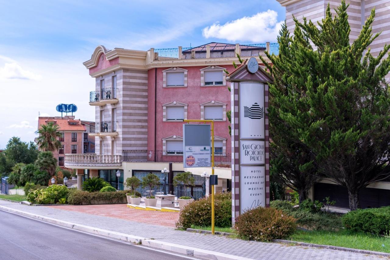 San Giovanni Rotondo Palace - Alihotels Εξωτερικό φωτογραφία