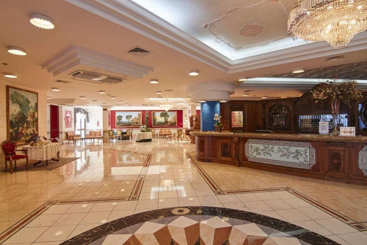 San Giovanni Rotondo Palace - Alihotels Εξωτερικό φωτογραφία