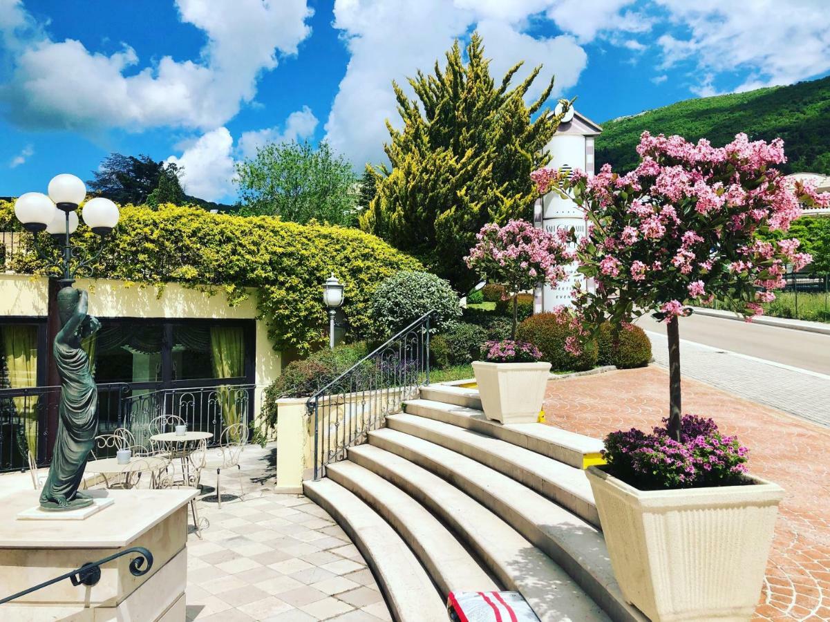 San Giovanni Rotondo Palace - Alihotels Εξωτερικό φωτογραφία